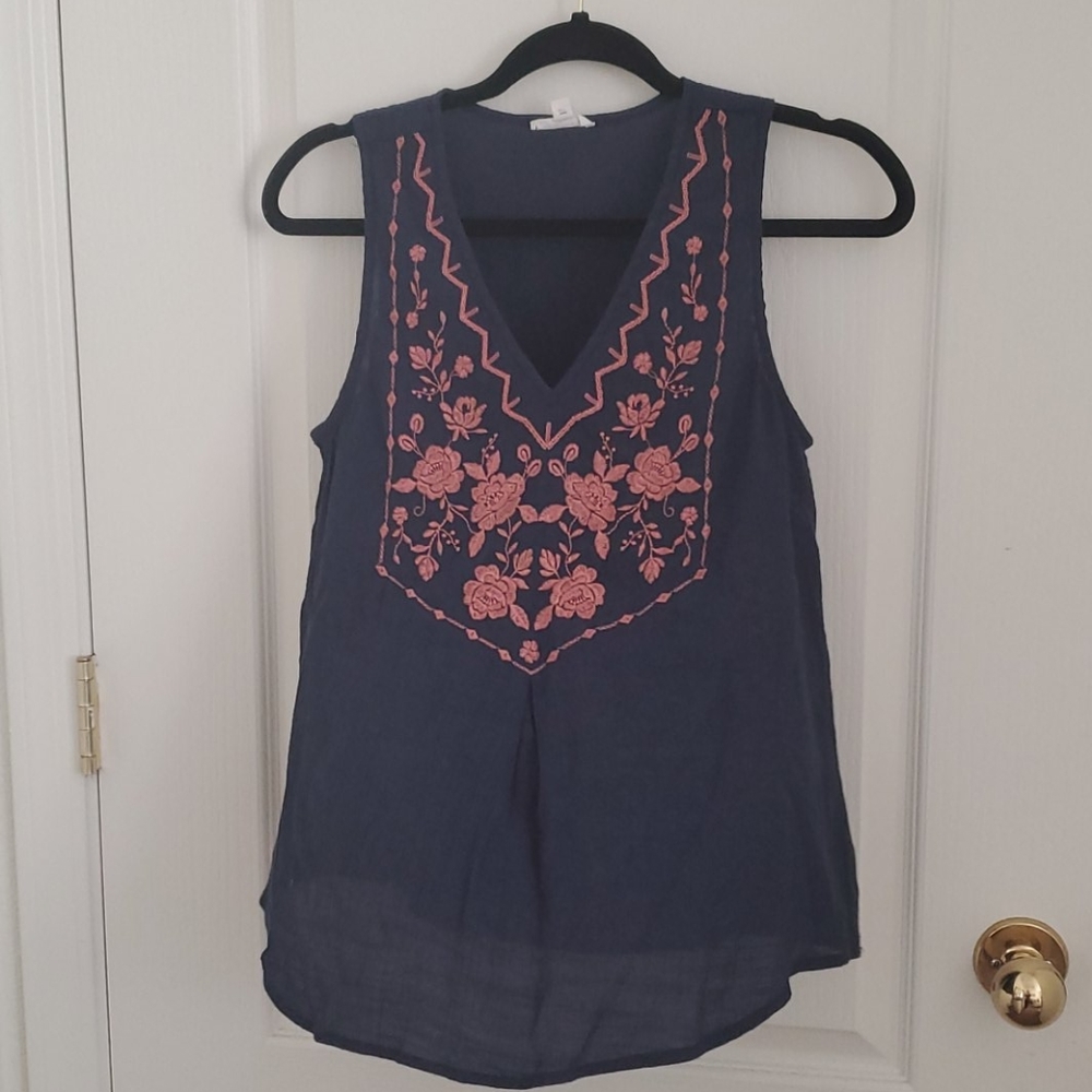 Blue tank with pink embroidery